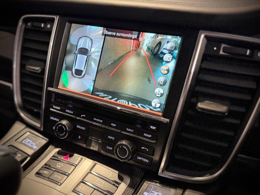 PANAMERA GTS - Image 11